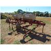 Image 3 : Bingham Brothers Lilliston 15001509 Row Cultivator Red Implement 114