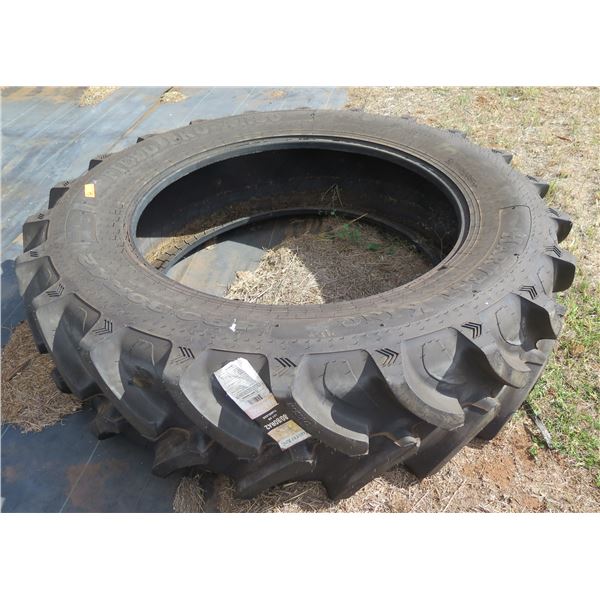 Harvest King Field Tractor Tire 480/80R42 Tubeless