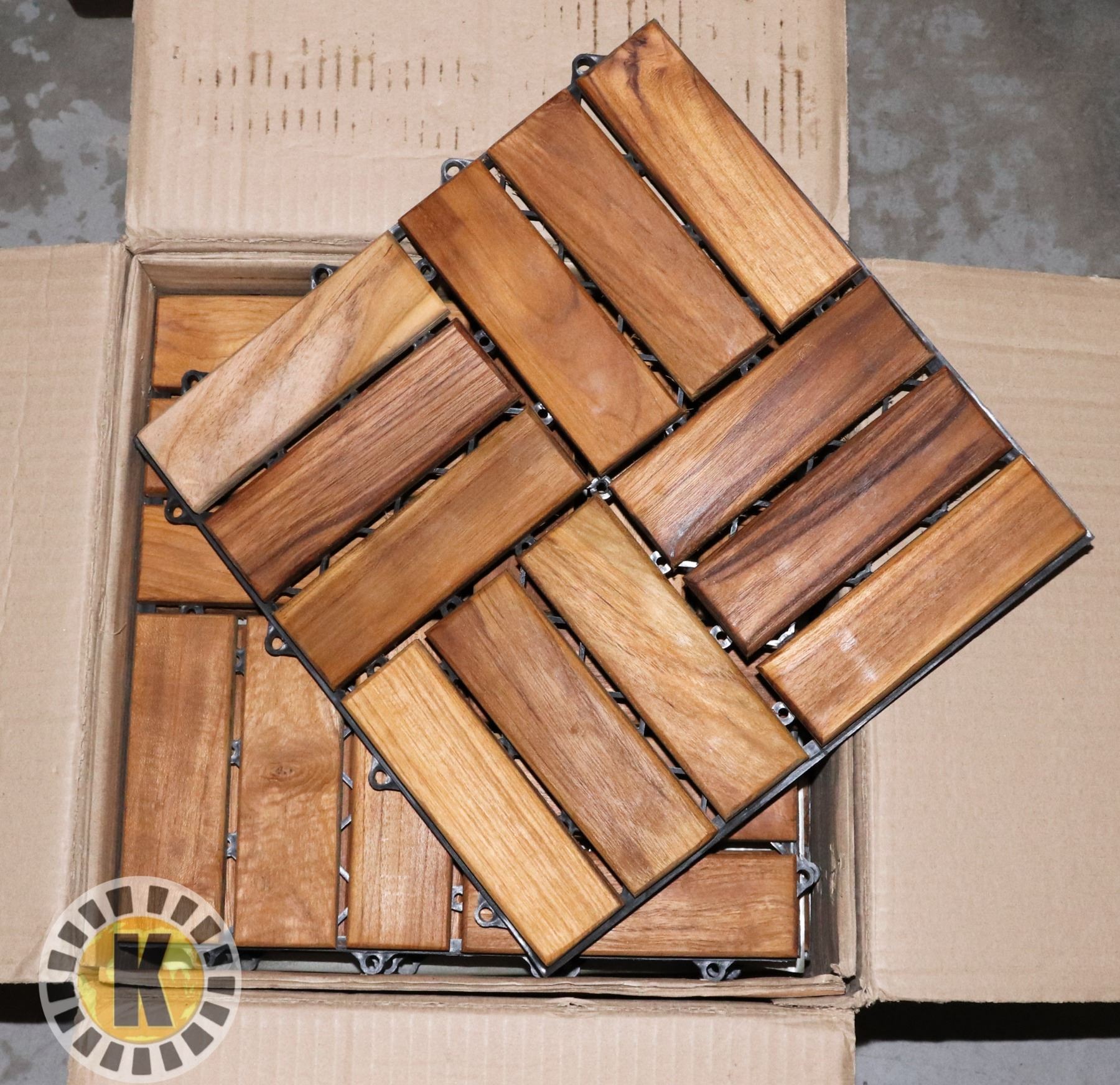 BOX OF SOLID TEAK WOOD INTERLOCKING DECK TILES