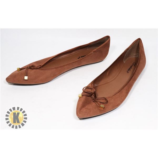 WOMENS BROWN  FLATS SIZE 7.5