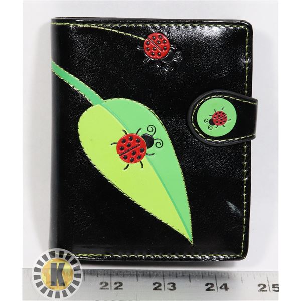 NEW SHAG WEAR WOMEN'S WALLET