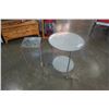 Image 1 : 2 GLASSTOP SIDE TABLES