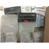 Image 1 : 10 Packages of Plastic Bins, Baskets & Trays