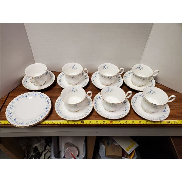 Royal Albert "Memory Lane" 7 teacup & saucers, 2 small plates