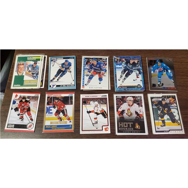Lot of SCORE hockey cards 1991-96, 2010-13