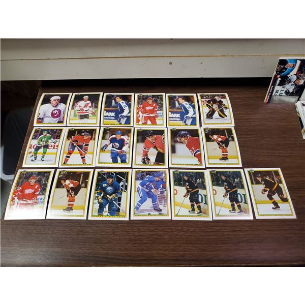 Lot of Bowman hockey cards 1990