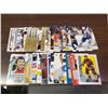 Image 4 : Lot of assorted hockey cards -In The Game, Panini, Pacific, Fleer