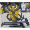 Image 1 : 22.7L, 6 US Gal, 2.5 HP Shop-Vac w/ Accessories