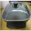 Image 2 : GE Electric Frying Pan - 15" x 12"