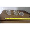 Image 6 : glass bowls 3pc, glass platters 2pcs, set of glass sugar and cream
