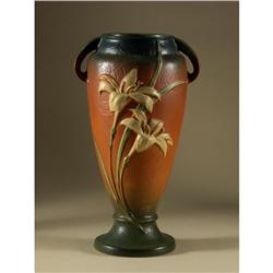 ROSEVILLE ZEPHYR LILY FLOOR VASE
