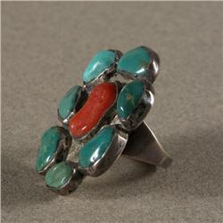 STERLING SILVER AND TURQOUISE RING