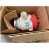 Image 2 : GROUP LOT OF ASSTD ITEMS - METAL & PLASTIC FITTINGS, BOAT PARTS, ANCHOR & WASHDOWN