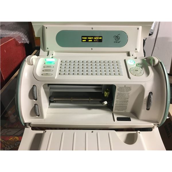 Cricut Create Machine with Instruction DVDs and TWO Cartridges (one ...