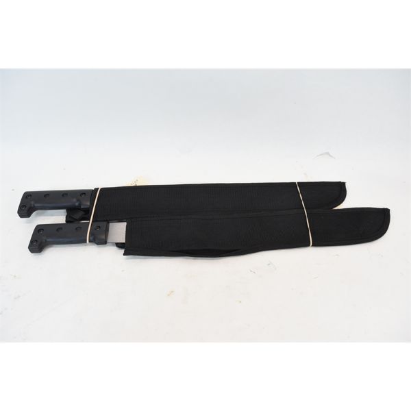 2 Machetes