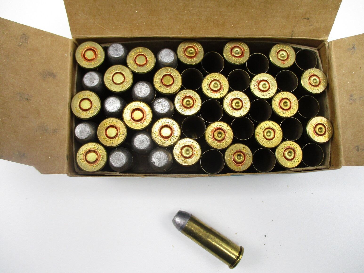 44wcf Size WINCHESTER .44 WCF COLLECTIBLE AMMO