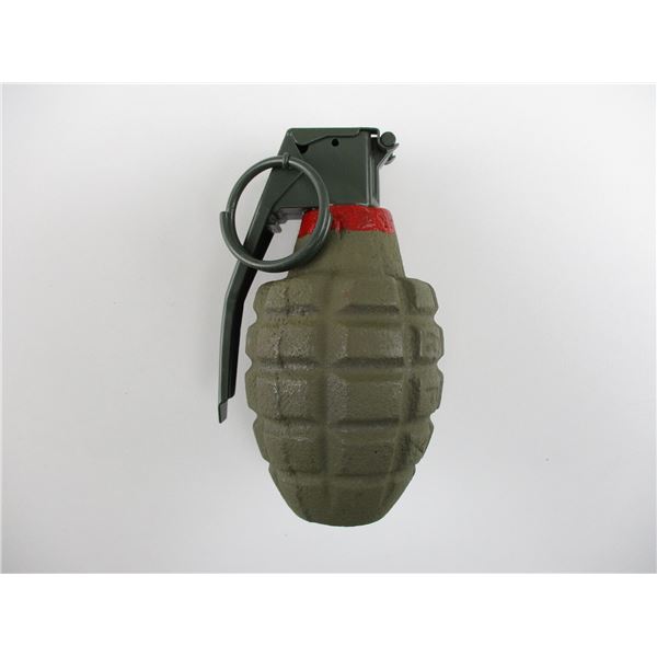 WWII TYPE INERT PINEAPPLE GRENADE
