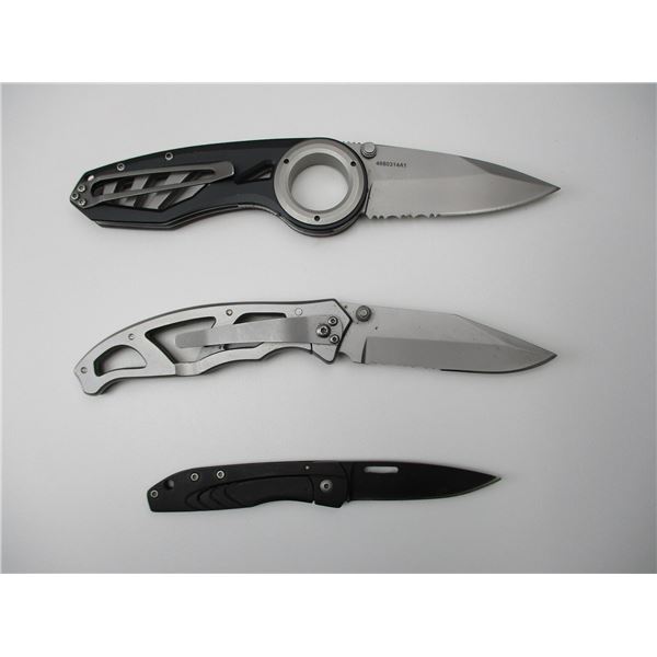 ASSORTED GERBER FOLDING KNIVES