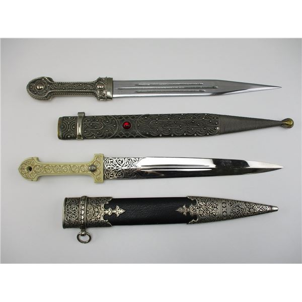 DECORATIVE STYLE BLADES