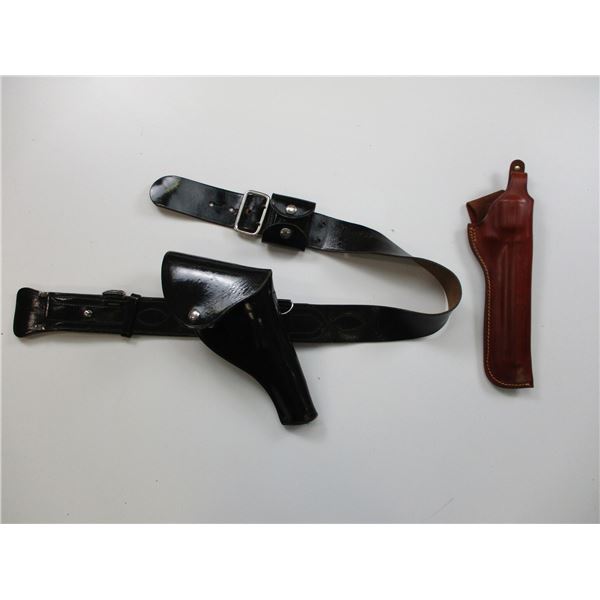 ASSORTED LEATHER HOLSTERS