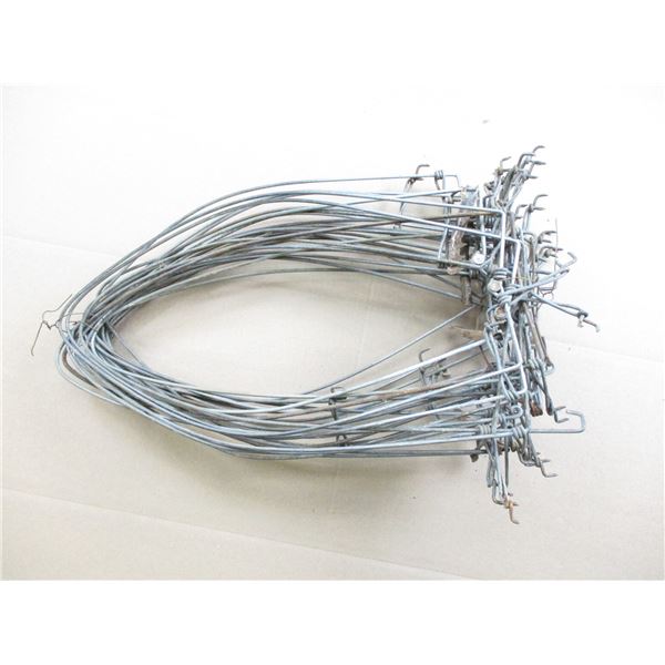 MUSKRAT SKIN STRETCHERS