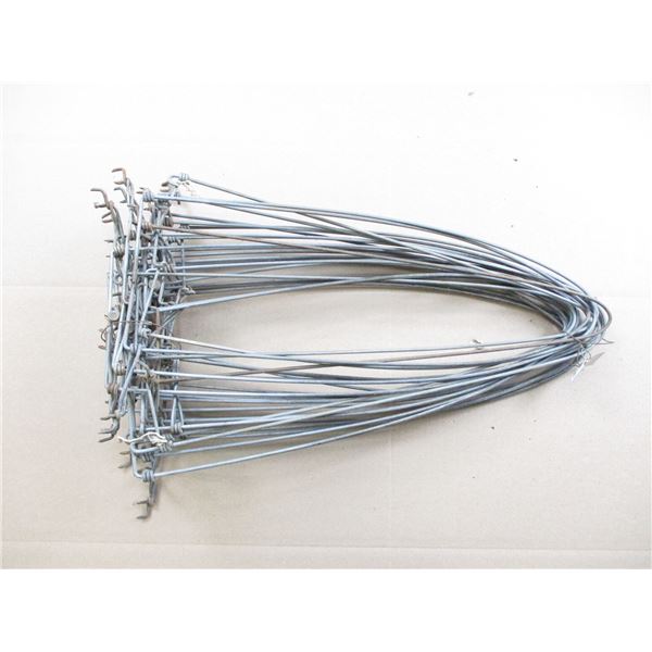 MUSKRAT SKIN STRETCHERS