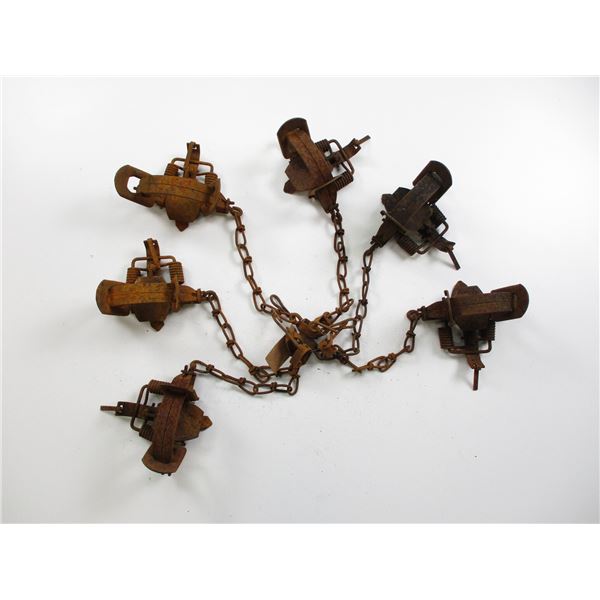 VINTAGE #2 JUMP TRAPS