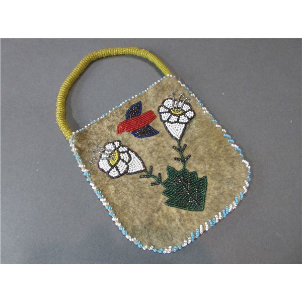 Vintage Braintanned Beaded Canadian Woodland Purse With Handle- 7.5" X 4.5"- Very Good Condition