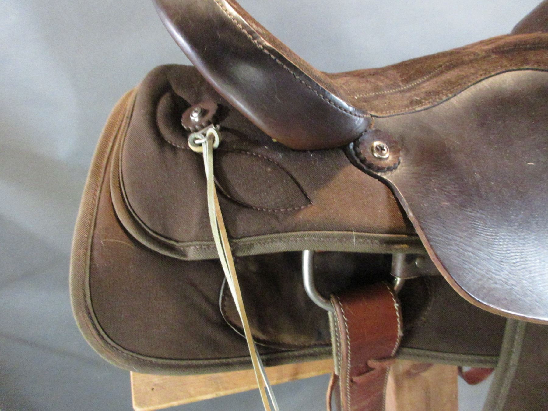 Saddle King Western Saddle 15.5" Padded Seat Cordova Skirts And