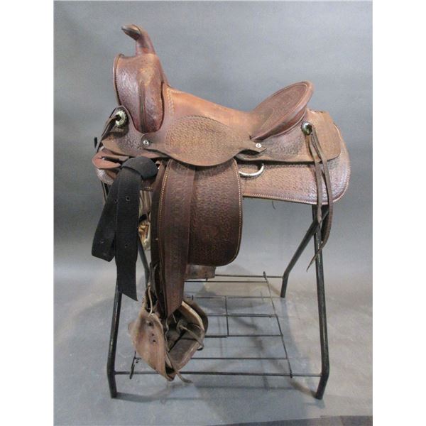 Marked The Schoellkopf Co Jumbo Basket Stamped Saddle- 14" Seat- Fair Sheepskin- All There- Broken L