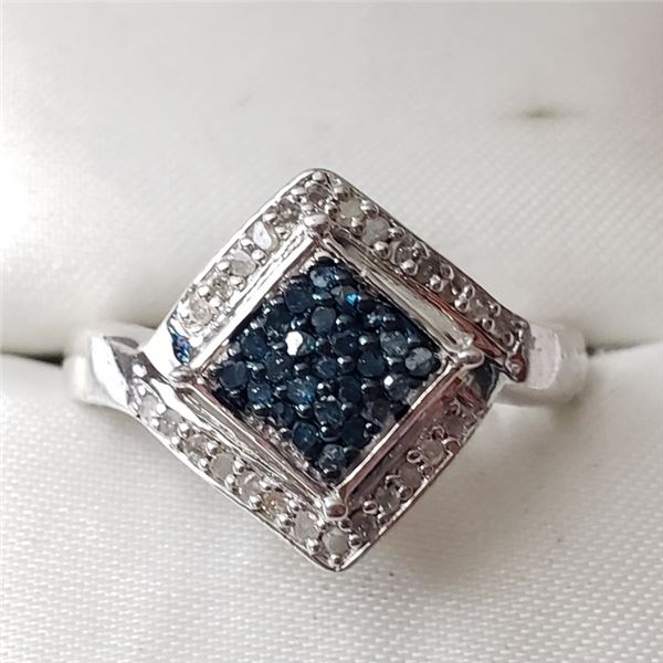 $440 Silver Blue Diamond(0.25ct) White Diamond(0.26ct) Ring