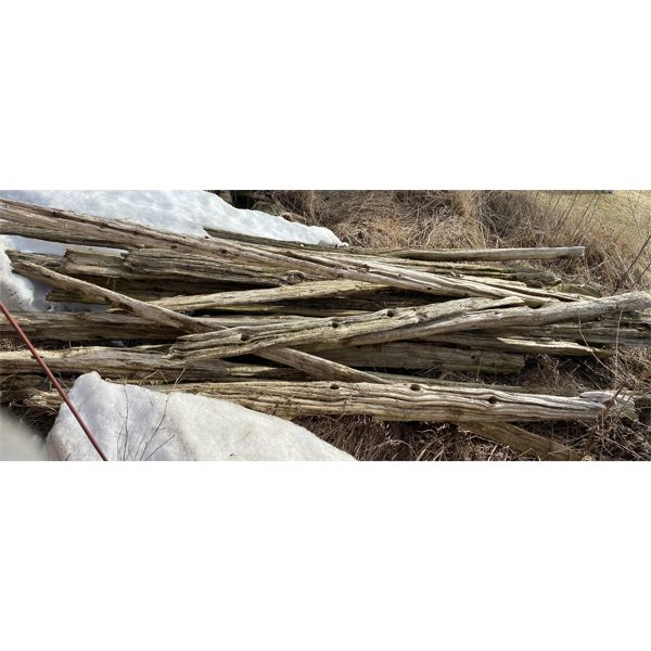 JOB LOT - QTY OF CEDAR RAILS - APPROX 20