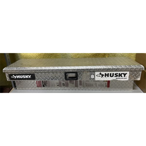 HUSKY CHECKER PLATE TRUCK BED BOX - 4 FOOT - W/ KEY