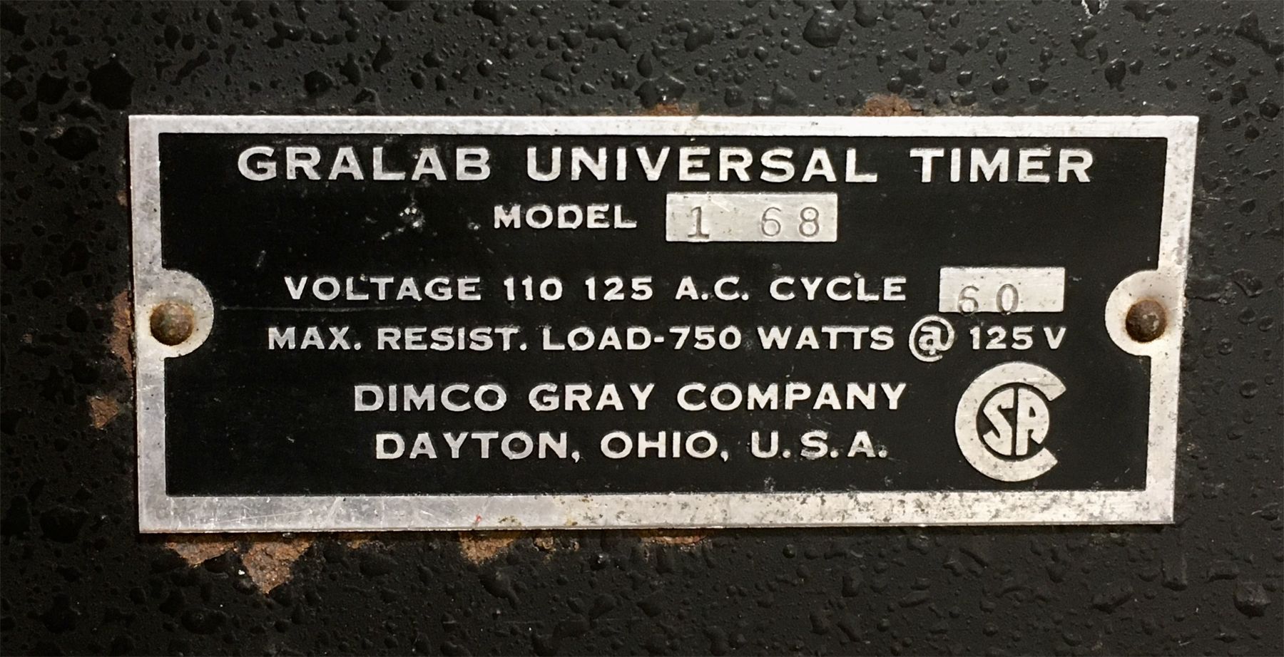 LOT OF 2 - TEXACO WINDOW THERMOMETER AND GRALAB UNIVERSAL TIMER
