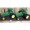 Image 1 : LOT OF 2 - JOHN DEERE 1/16 SCALE TRACTORS - MODEL 4230 & 4430