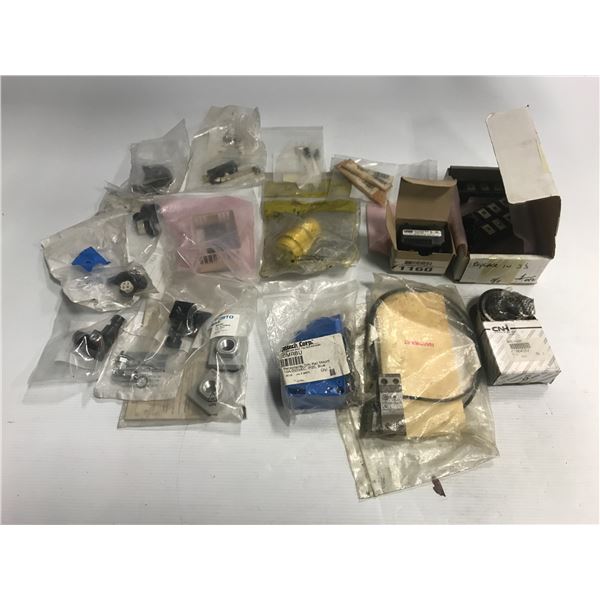 Lot of Misc. Connector / Switch