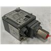 Image 2 : Lot Of (2) Square D Switches