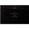 Image 7 : Louis Vuitton Black Epi Leather Zippy Wallet