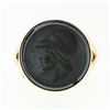 Image 4 : Vintage 14K Yellow Gold Round Carved Hematite Intaglio Trojan Round Platter Ring