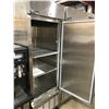 Image 3 : MASTER-BILT ENDURA COMMERCIAL GRADE REFRIGERATOR MODEL: BR241SMS/0