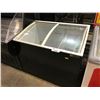 Image 1 : FOGEL 39X25" SLIDING DOOR DISPLAY FREEZER