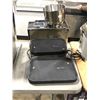 Image 2 : ELECTRIC COMMERCIAL COUNTERTOP DIGITAL CONTROL PARTICLE FILLING MACHINE