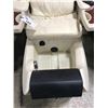 Image 2 : EUROPEAN TOUCH SOLACE COMMERCIAL MASSAGING PEDICURE CHAIR WITH WHIRLPOOL FOOT SPA & 2 REMOTES