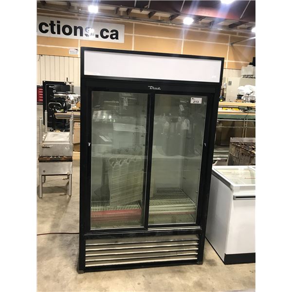 TRUE GDM-41-HC-LD DUAL GLASS DOOR, 4 TIER COMMERCIAL COOLER.