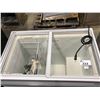 Image 2 : CELCOLD CF40SG, COMMERCIAL ICE CREAM CHEST FREEZER