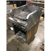 Image 2 : QUEST STAINLESS STEEL COMMERCIAL  GAS GRILL.