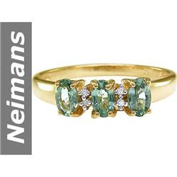 1.37 ct Green Sapphire & Diamond Ring 14kt Gold