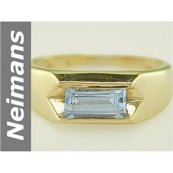 Gem quality 1.00 ct Blue Topaz Ring 14kt Gold