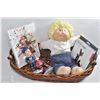 Image 1 : BASKET OF BOBBLEHEADS/DOLLS/ AND PICTURE