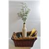 Image 1 : BASKET OF HOME DECOR